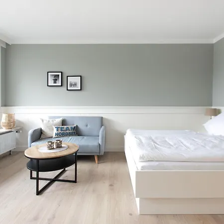 Deichkieker An Der Perlebucht Büsum