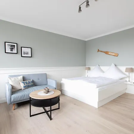 Apartment Gelegenes Mit Meerblick In Der Ferne *